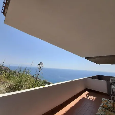 Nuova Casa Giulia Letojanni