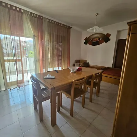 Nuova Casa Giulia Apartment *