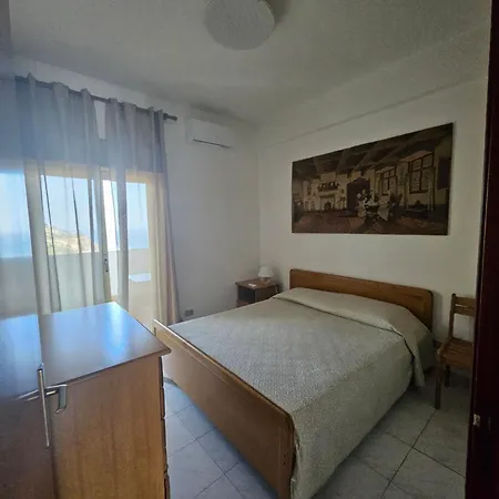 Apartment Nuova Casa Giulia Letojanni